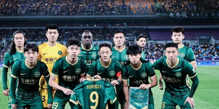 新变化！王曼昱“双杀”孙颖莎两技术精进明显，冲击洛杉矶增筹码