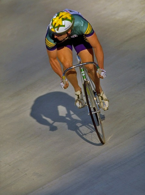 球化和青少 球化和青少